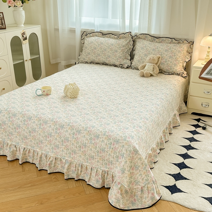 91家纺网 家纺一手货源 找家纺 梦可莱家居 2025秋冬新款法式小黑边木棉云感皱皱纱四件套床盖款 小黑边-玫夏