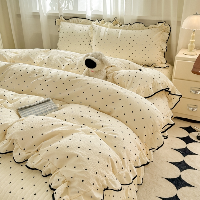 91家纺网 家纺一手货源 找家纺 梦可莱家居 2025秋冬新款法式小黑边木棉云感皱皱纱四件套床盖款 小黑边-米波点