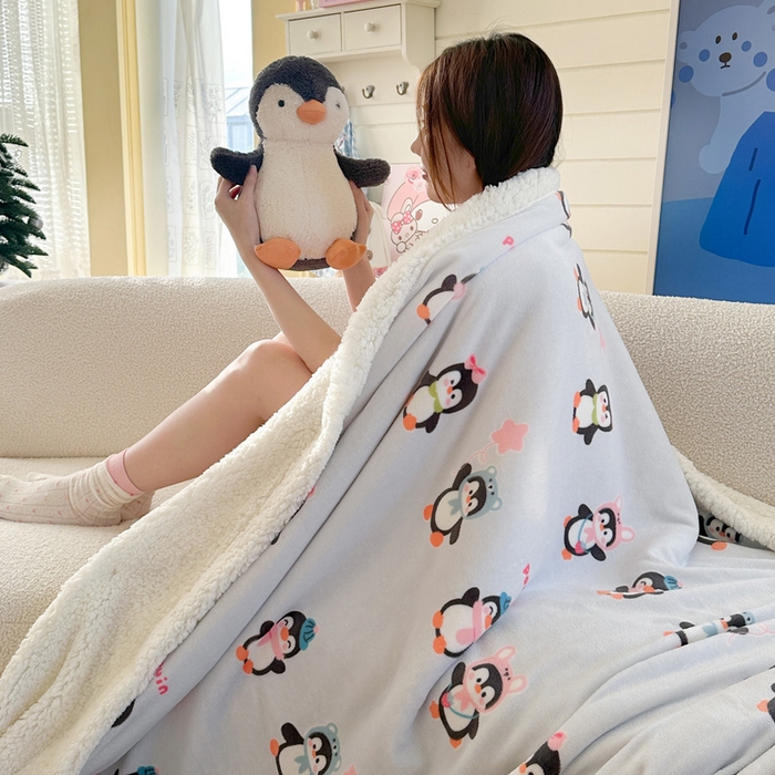 91家纺网 家纺一手货源 找家纺 贝扬思家纺 2025新款秋冬可爱系牛奶绒羊羔绒多功能毛毯奶盖系列 奶盖-QQ企鹅
