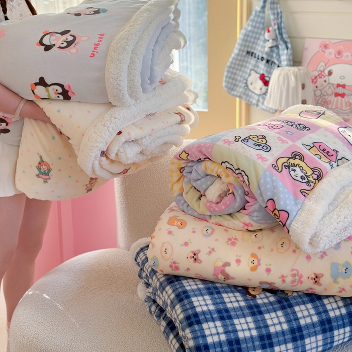 91家纺网 家纺一手货源 找家纺 贝扬思家纺 2025新款秋冬可爱系牛奶绒羊羔绒多功能毛毯奶盖系列 组合