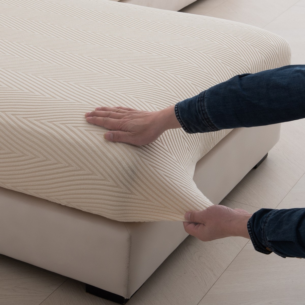 91家纺网 家纺一手货源 找家纺 飞翔家纺沙发套 2025新款人字格坐垫套 米黄色