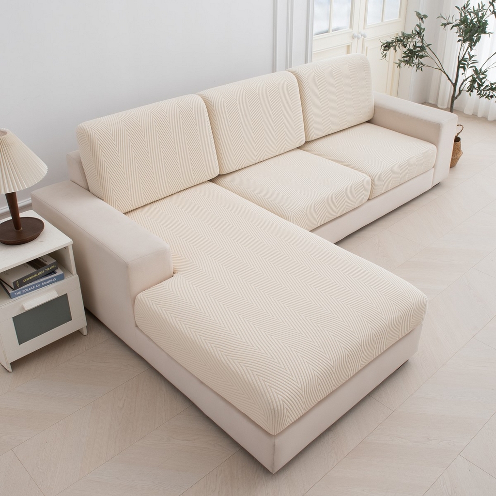 91家纺网 家纺一手货源 找家纺 飞翔家纺沙发套 2025新款人字格坐垫套 米黄色