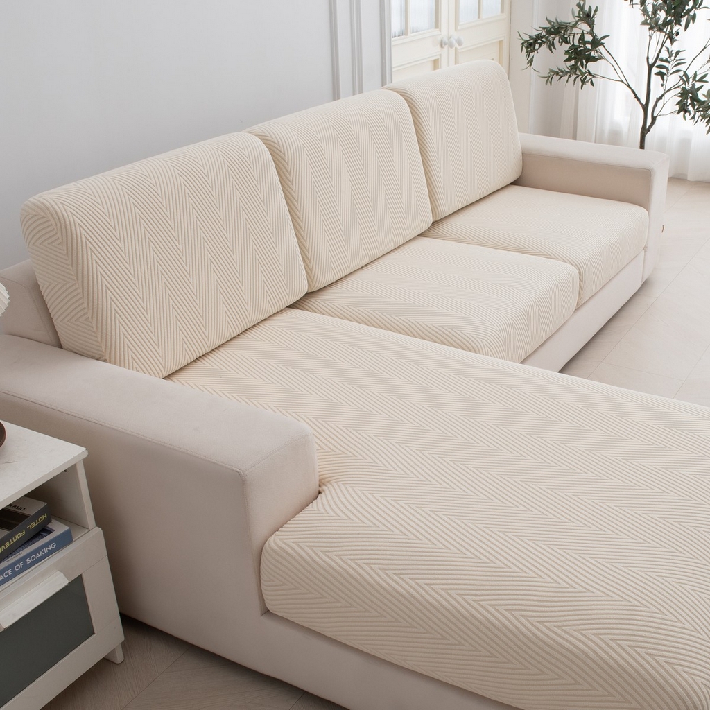 91家纺网 家纺一手货源 找家纺 飞翔家纺沙发套 2025新款人字格坐垫套 米黄色