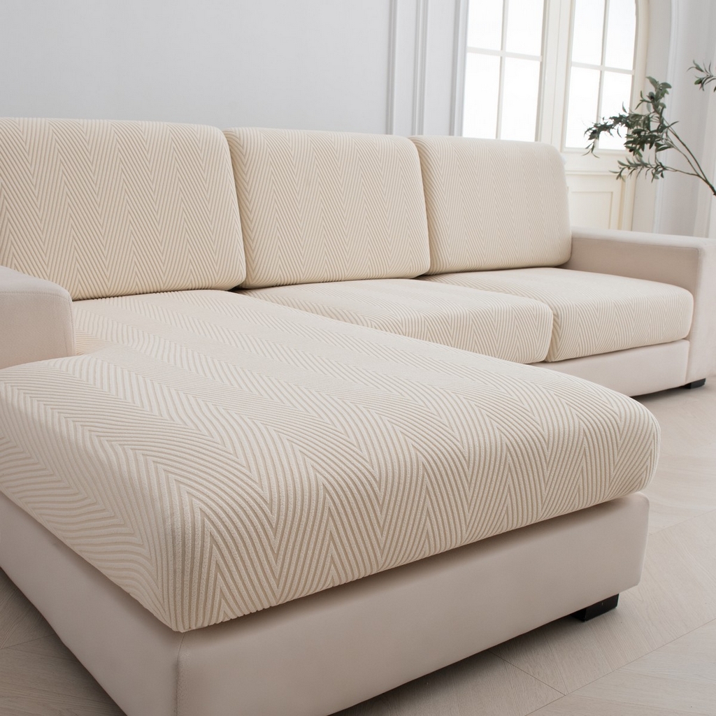 91家纺网 家纺一手货源 找家纺 飞翔家纺沙发套 2025新款人字格坐垫套 米黄色