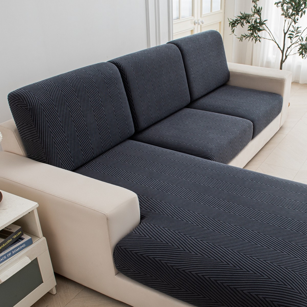 91家纺网 家纺一手货源 找家纺 飞翔家纺沙发套 2025新款人字格坐垫套 深灰色