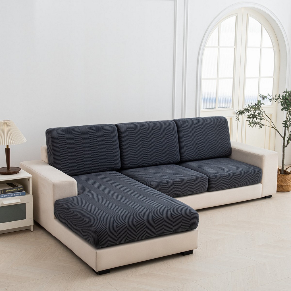 91家纺网 家纺一手货源 找家纺 飞翔家纺沙发套 2025新款人字格坐垫套 深灰色