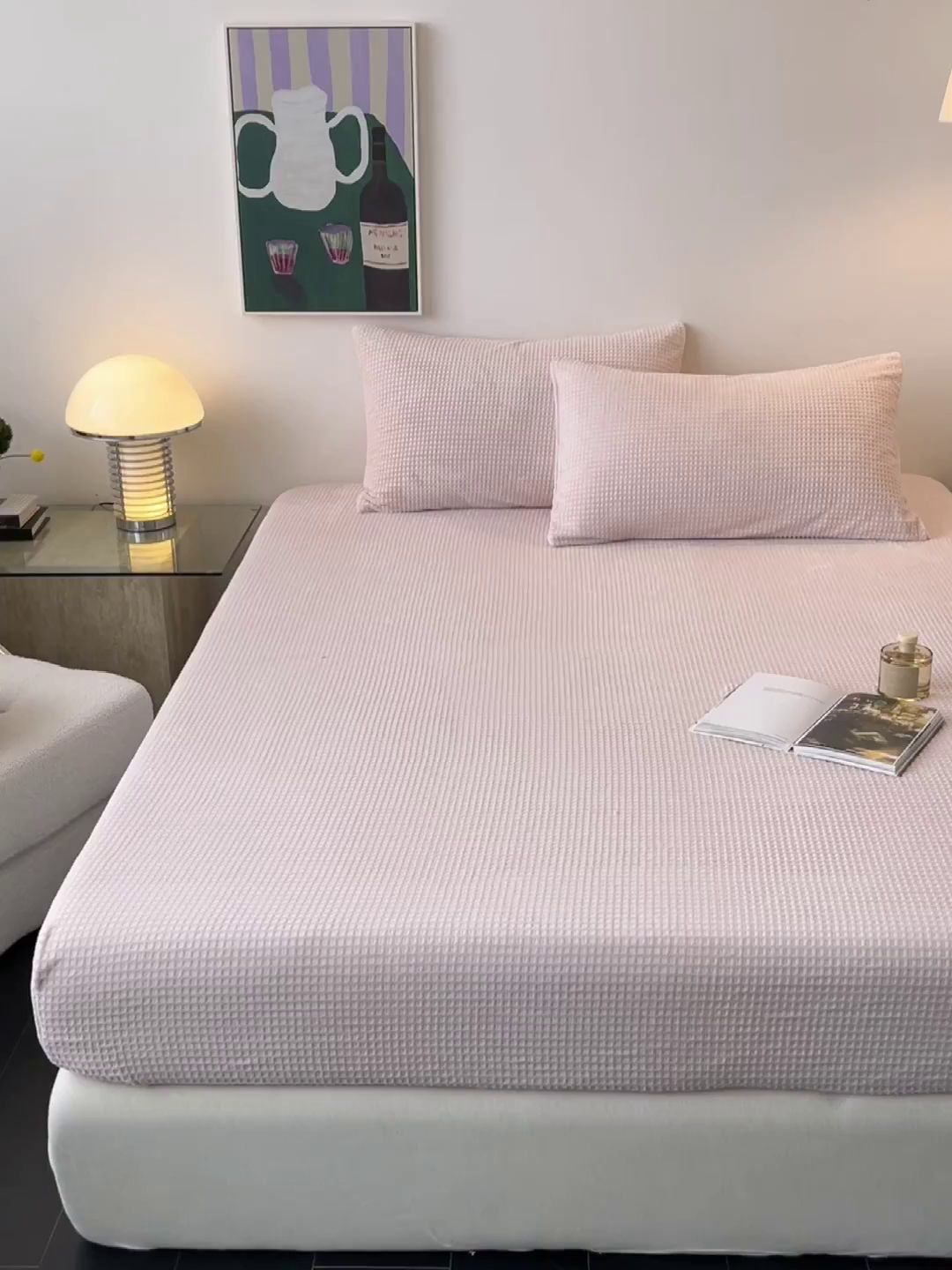 91家纺网 家纺一手货源 找家纺 如一 2025新款全消光230克烂花牛奶绒马卡龙系列床笠枕套三件套 马卡龙-粉白