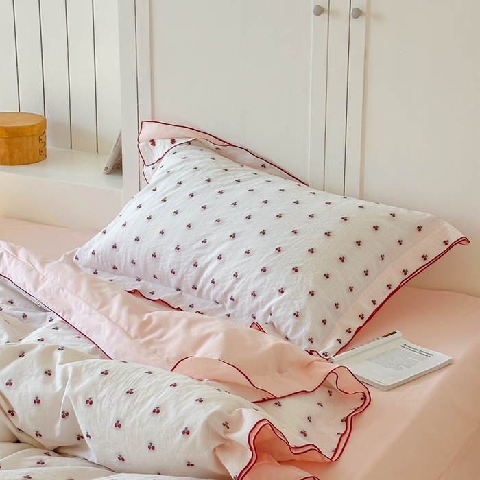 91家纺网 家纺一手货源 找家纺 觅糖家纺 2025新款亲肤舒适水洗棉密拷提花四件套（会员-10元 控价劵后不得低于188/248/268） 樱桃粉