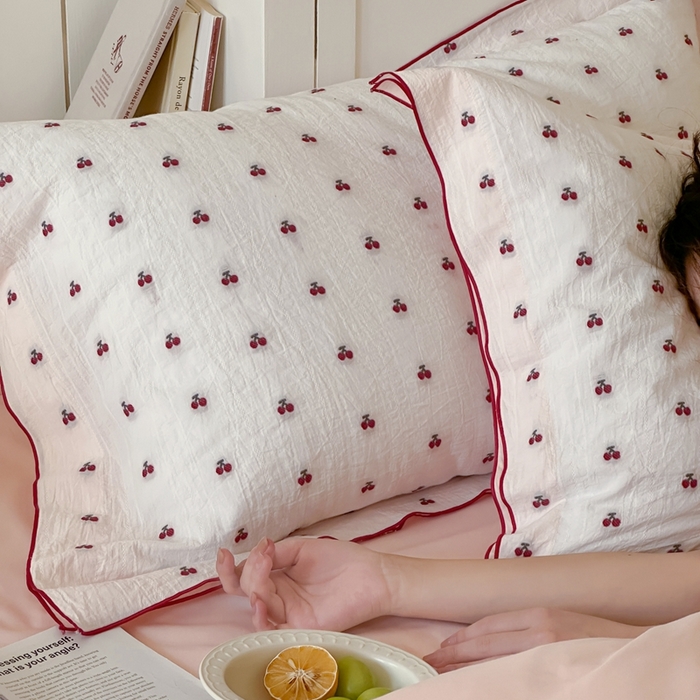 91家纺网 家纺一手货源 找家纺 觅糖家纺 2025新款亲肤舒适水洗棉密拷提花四件套（会员-10元 控价劵后不得低于188/248/268） 樱桃粉