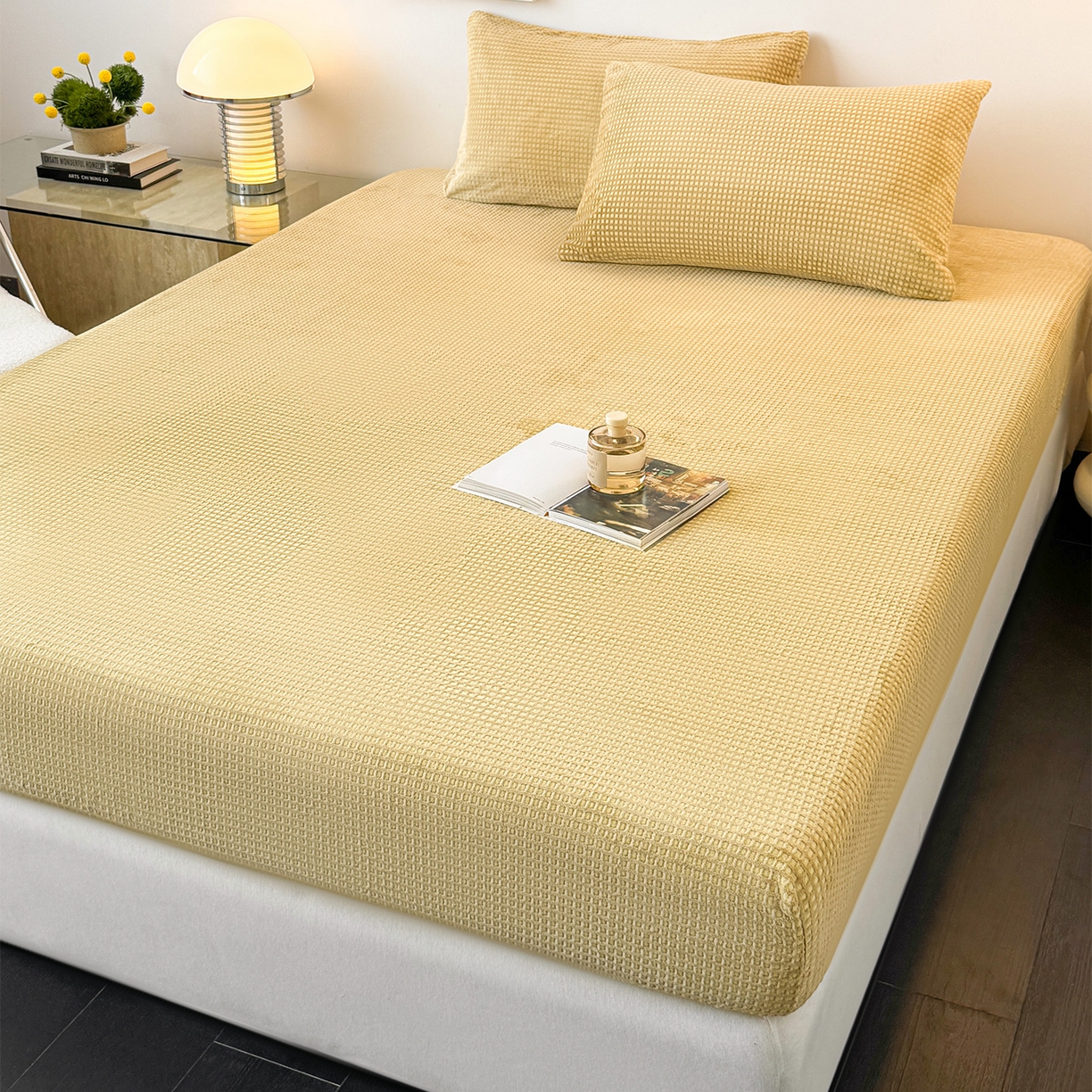 91家纺网 家纺一手货源 找家纺 如一 2025新款全消光230克烂花牛奶绒马卡龙系列床笠枕套三件套 马卡龙-咖黄