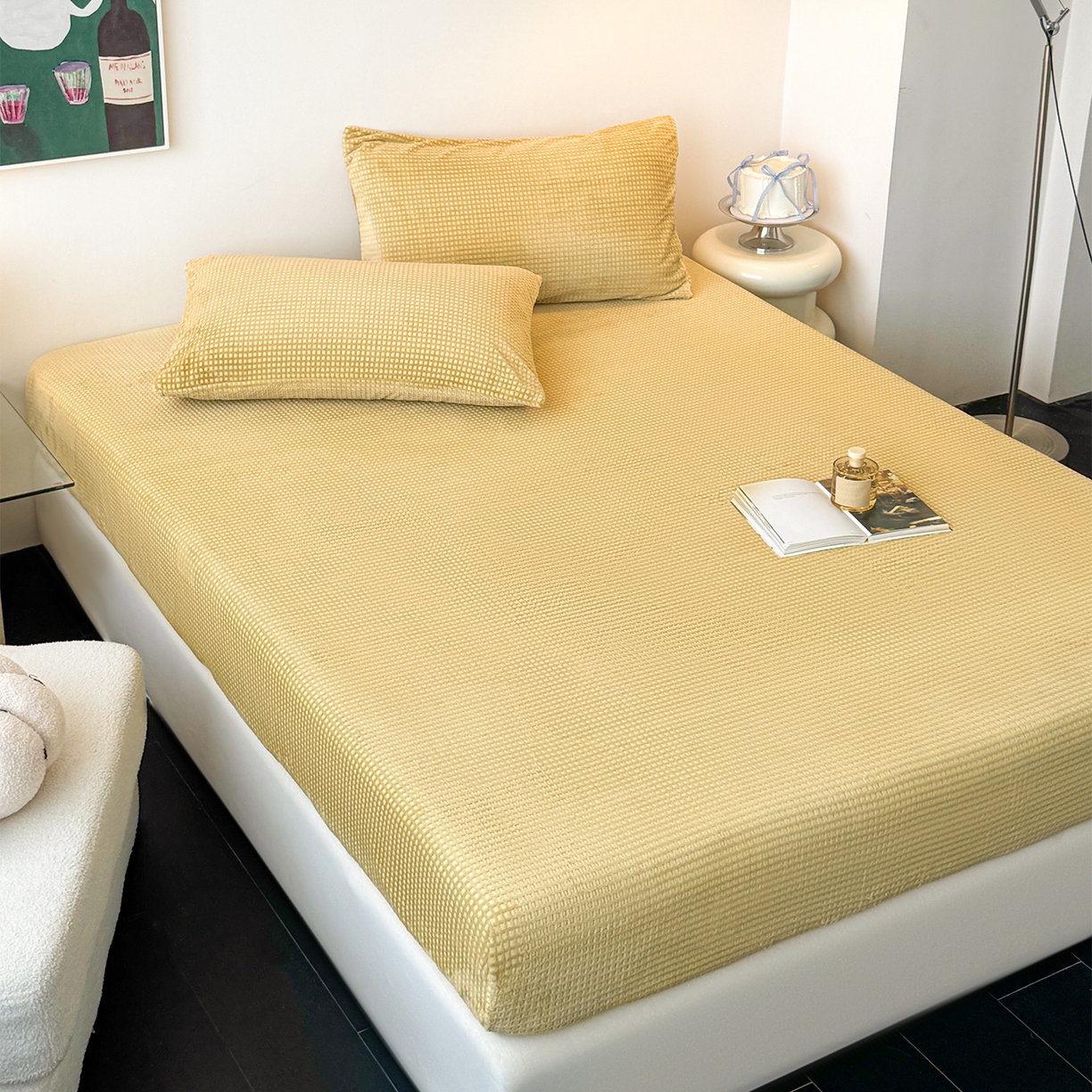 91家纺网 家纺一手货源 找家纺 如一 2025新款全消光230克烂花牛奶绒马卡龙系列床笠枕套三件套 马卡龙-咖黄