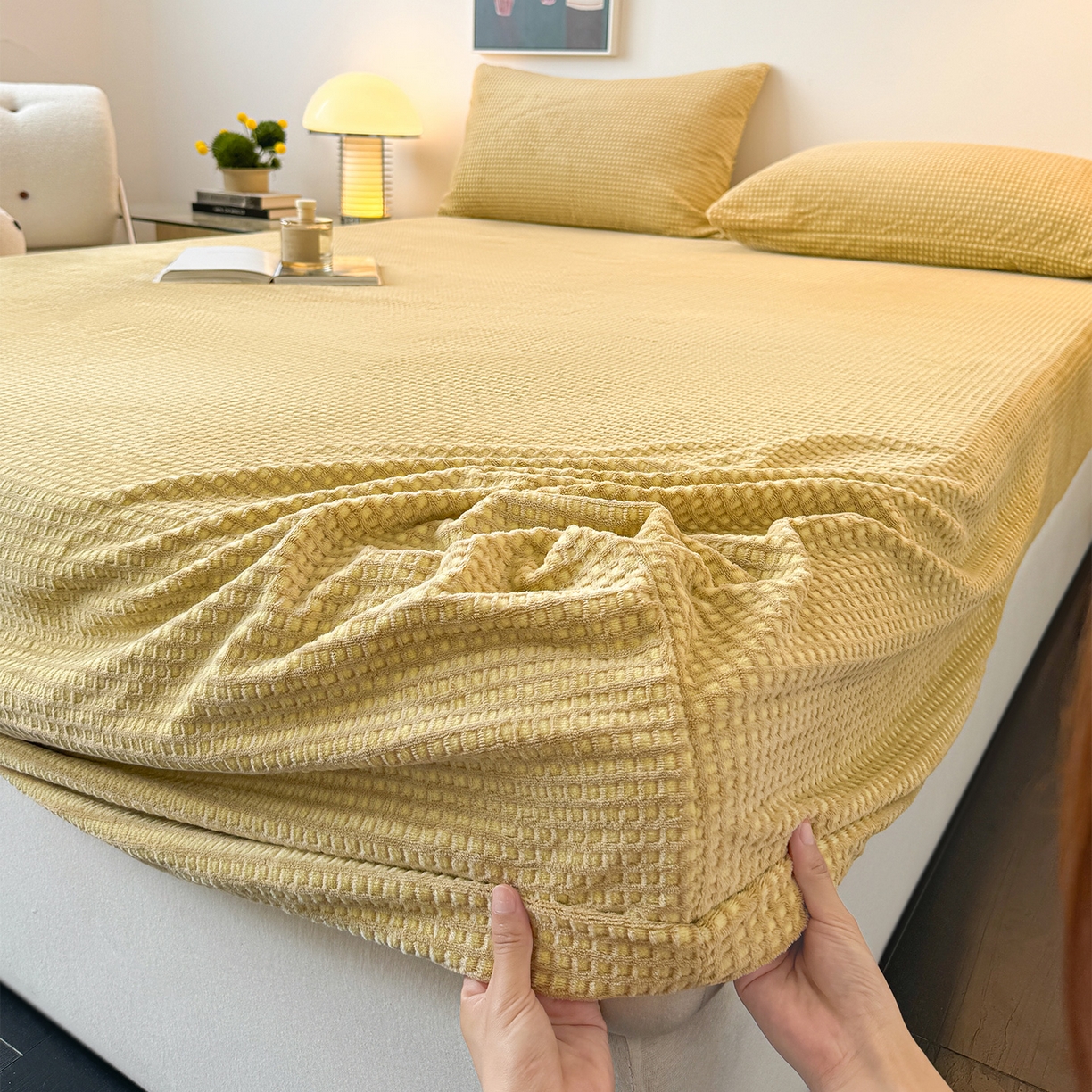 91家纺网 家纺一手货源 找家纺 如一 2025新款全消光230克烂花牛奶绒马卡龙系列床笠枕套三件套 马卡龙-咖黄