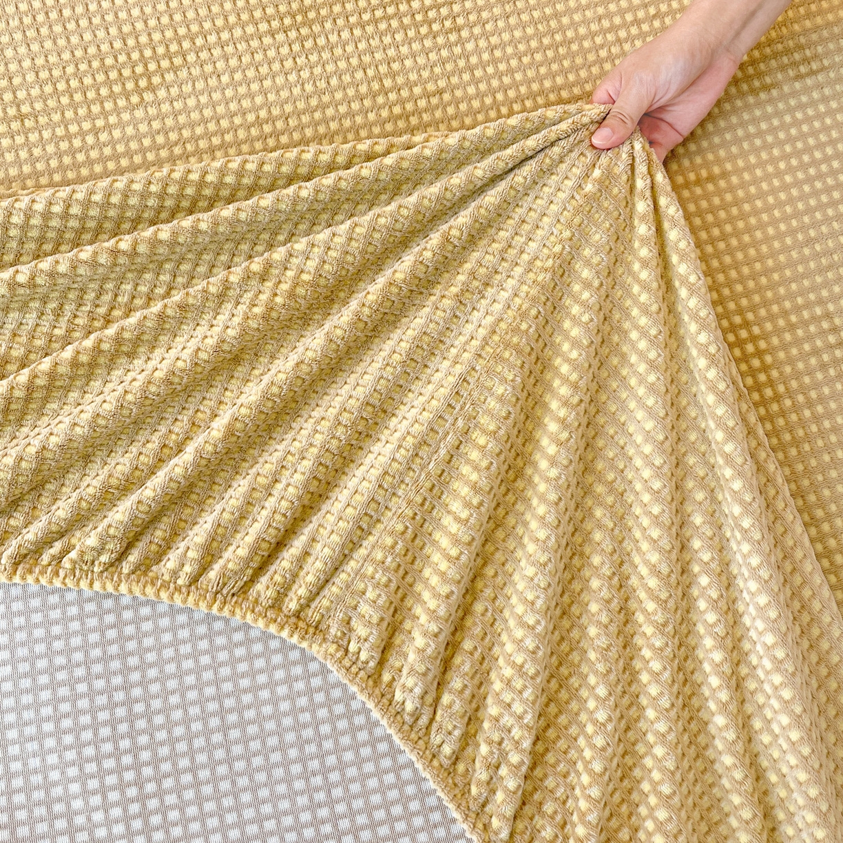 91家纺网 家纺一手货源 找家纺 如一 2025新款全消光230克烂花牛奶绒马卡龙系列床笠枕套三件套 马卡龙-咖黄