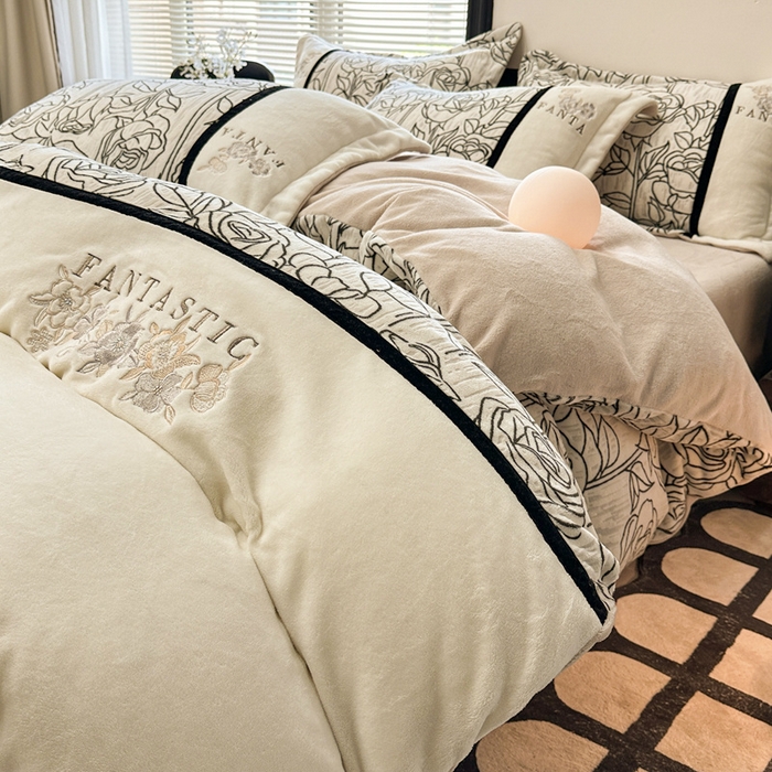 91家纺网 家纺一手货源 找家纺 金牛座家纺 2025新款立体雕花加厚牛奶绒刺绣拼接四件套【控价 售价请勿低于158】 花海