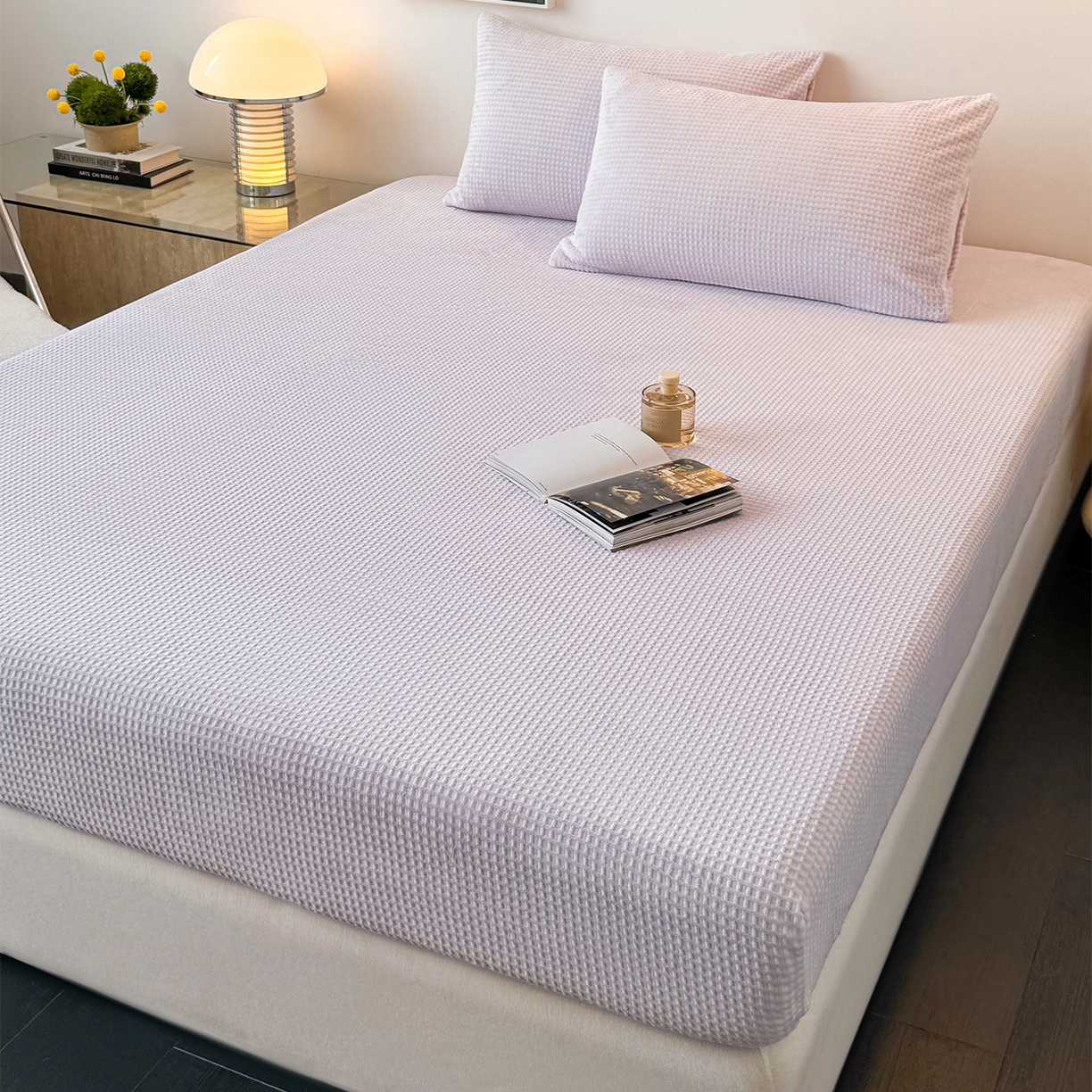 91家纺网 家纺一手货源 找家纺 如一 2025新款全消光230克烂花牛奶绒马卡龙系列床笠枕套三件套 马卡龙-紫白