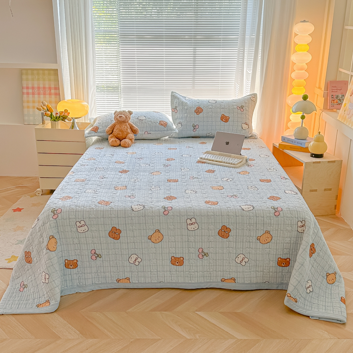 91家纺网 家纺一手货源 找家纺 （总）慕晨 2025新款高克重牛奶绒印花豆豆绒夹棉床盖三件被套四件套