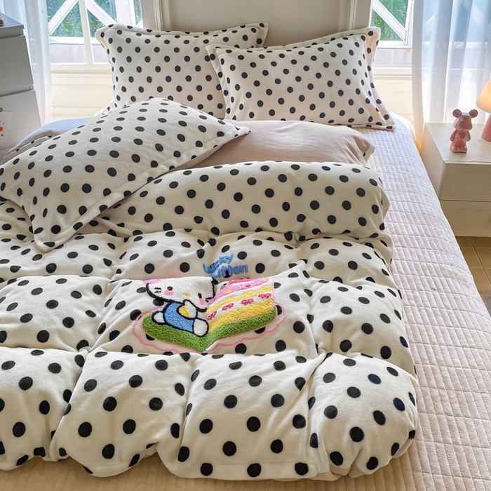 91家纺网 家纺一手货源 找家纺 （总）尚美 2025新款毛巾绣牛奶绒床盖加棉加厚四件套