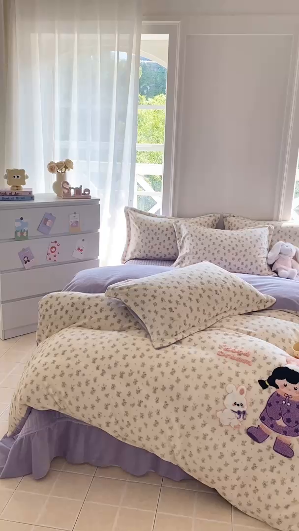 91家纺网 家纺一手货源 找家纺 （总）尚美 2025新款毛巾绣牛奶绒床盖加棉加厚四件套