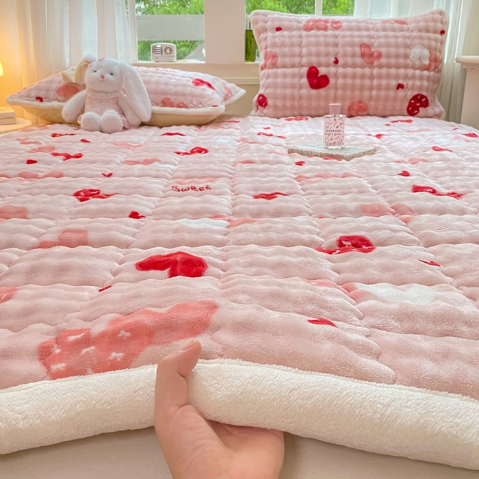 91家纺网 家纺一手货源 找家纺 （总）优品惠 2025新款兔毛绒泡泡牛奶绒床垫子夹棉床褥床盖床单加厚保暖