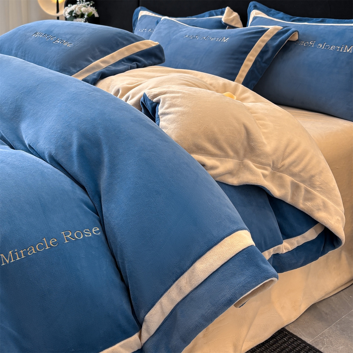 91家纺网 家纺一手货源 找家纺 （总）笙意家纺 2025新款A类加厚牛奶绒轻奢宽边四件套-威登