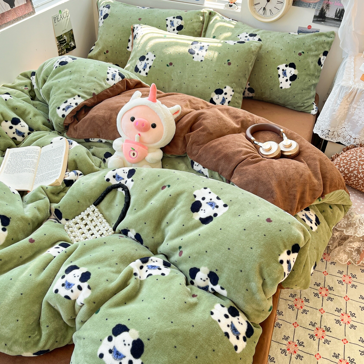 91家纺网 家纺一手货源 找家纺 优承佳生活馆 2025新款加厚亲肤保暖可爱清新系列牛奶绒四件套单被套系列（有买家秀） 斑点狗狗