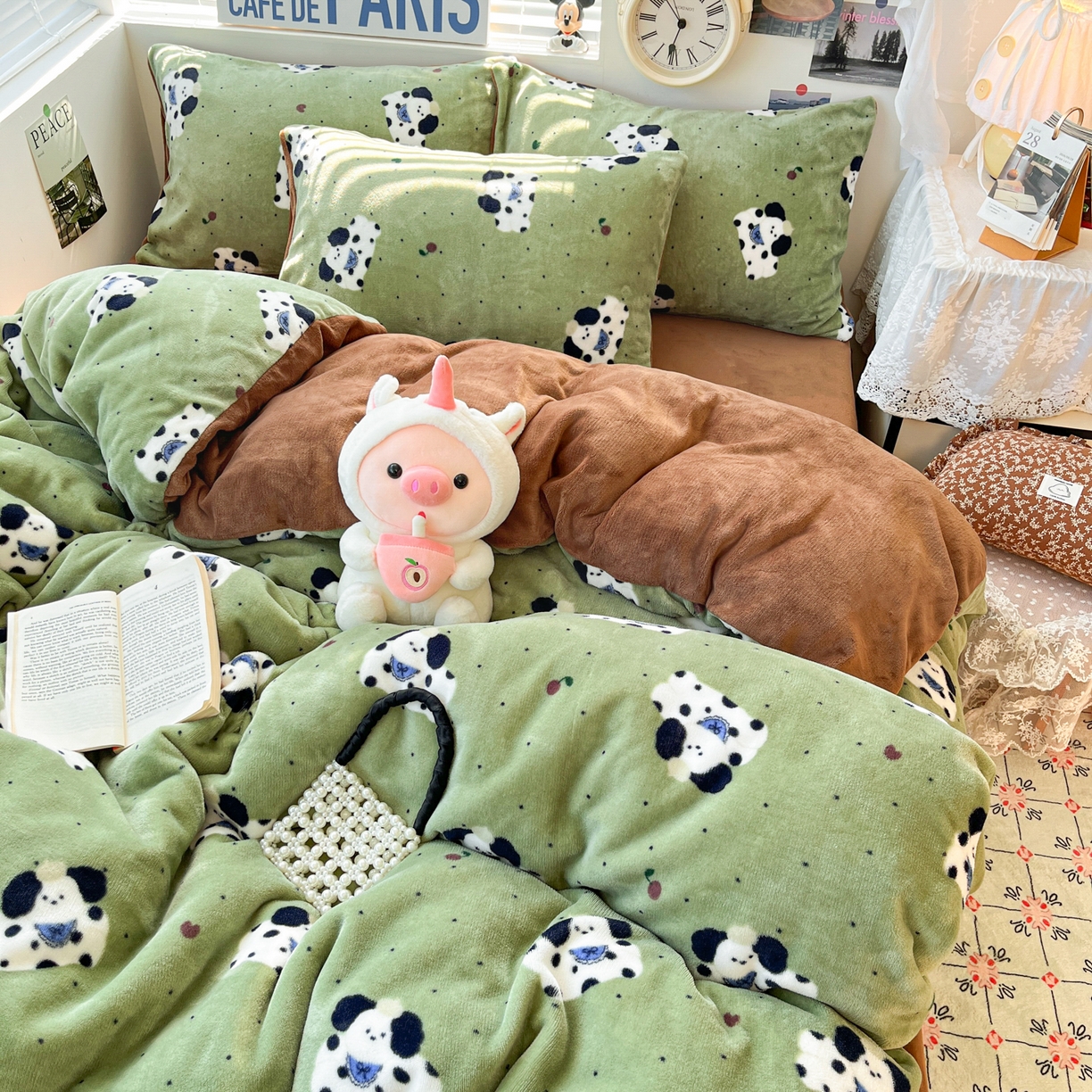 91家纺网 家纺一手货源 找家纺 优承佳生活馆 2025新款加厚亲肤保暖可爱清新系列牛奶绒四件套单被套系列（有买家秀） 斑点狗狗