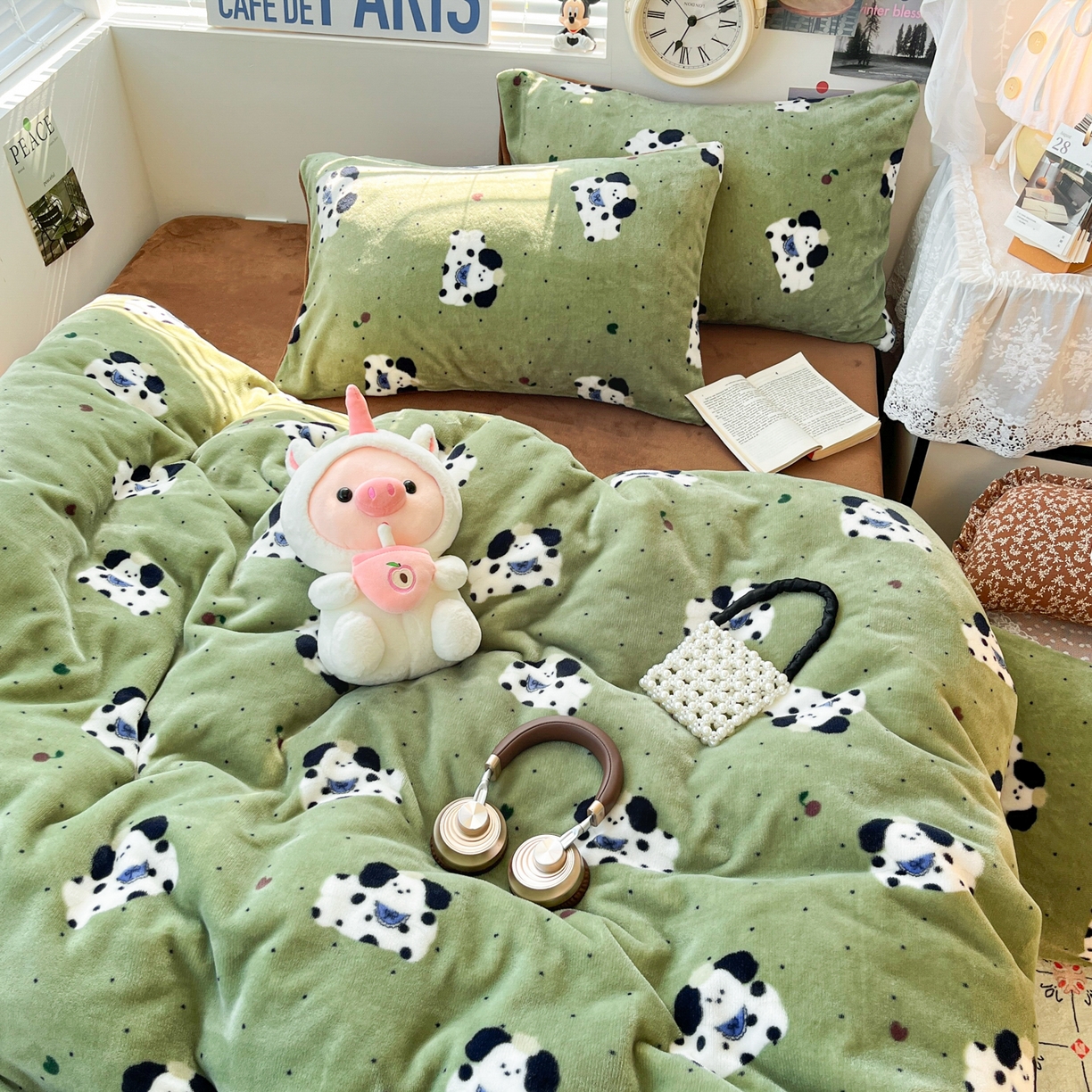 91家纺网 家纺一手货源 找家纺 优承佳生活馆 2025新款加厚亲肤保暖可爱清新系列牛奶绒四件套单被套系列（有买家秀） 斑点狗狗