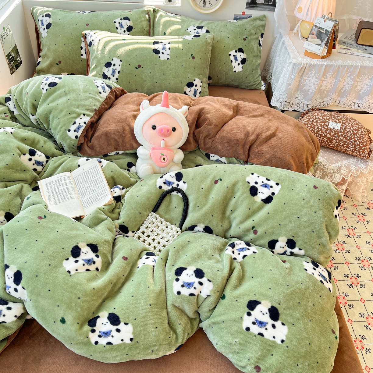 91家纺网 家纺一手货源 找家纺 优承佳生活馆 2025新款加厚亲肤保暖可爱清新系列牛奶绒四件套单被套系列（有买家秀） 斑点狗狗