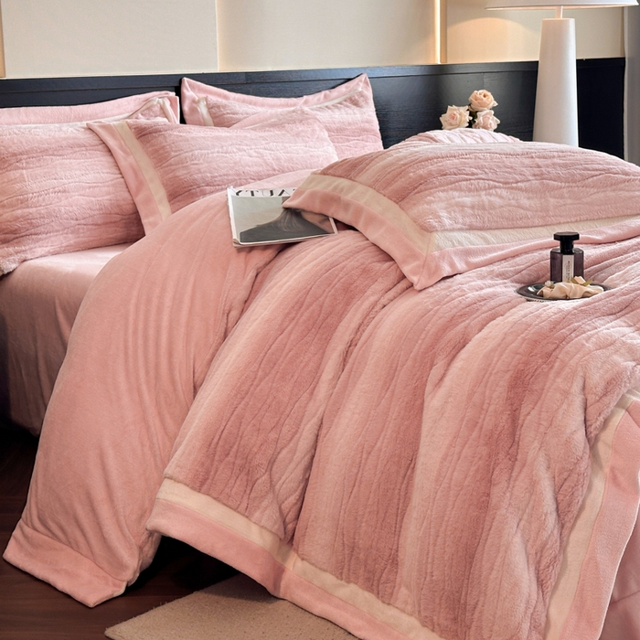 91家纺网 家纺一手货源 找家纺 （总）绘萱家居 2025新款亲肤舒适双拼边雕花兔毛绒四件套-爱丁堡