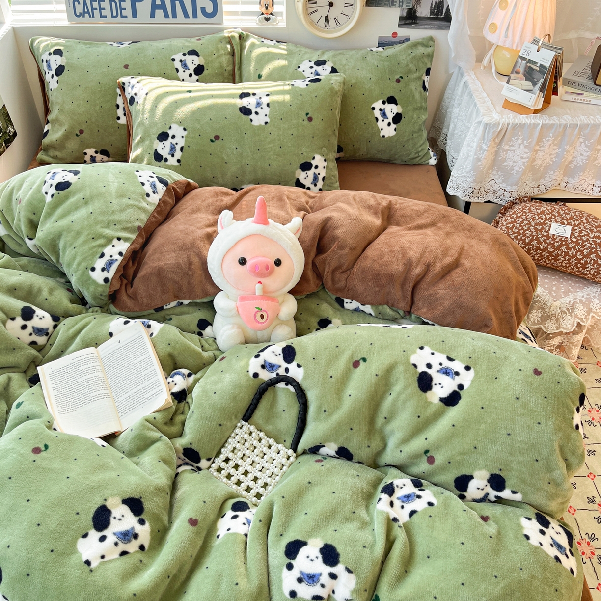 91家纺网 家纺一手货源 找家纺 优承佳生活馆 2025新款加厚亲肤保暖可爱清新系列牛奶绒四件套单被套系列（有买家秀） 斑点狗狗