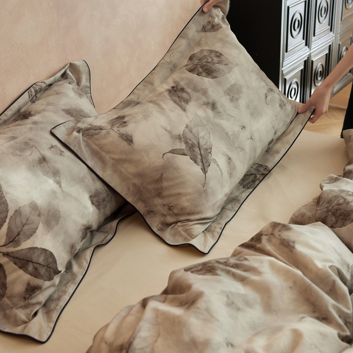 91家纺网 家纺一手货源 找家纺 简纯主义 2025新款全棉磨毛一叶知秋系列四件套（控价：239/299/319） 一叶知秋-黄