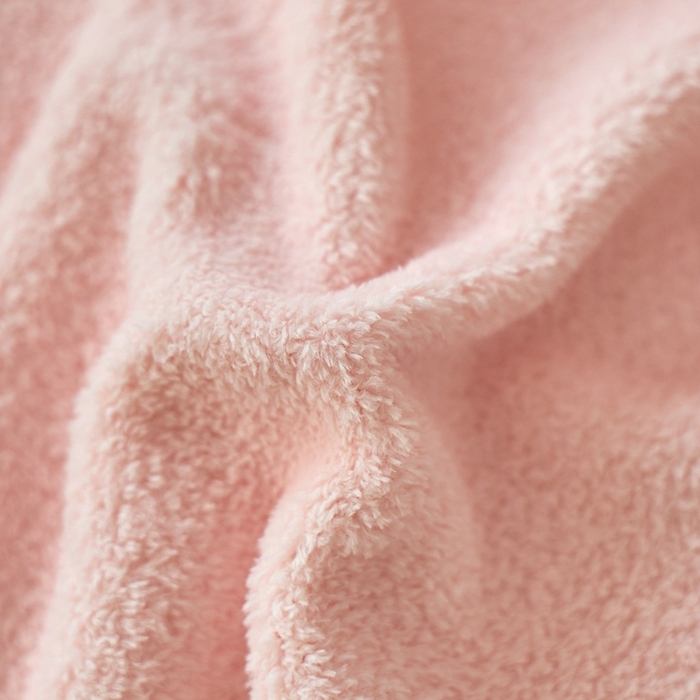 91家纺网 家纺一手货源 找家纺 瑞雪家居 2025新款全消光毛巾绣艾尼绒系列四件套-艾尼兔 艾尼兔-豆蔻粉