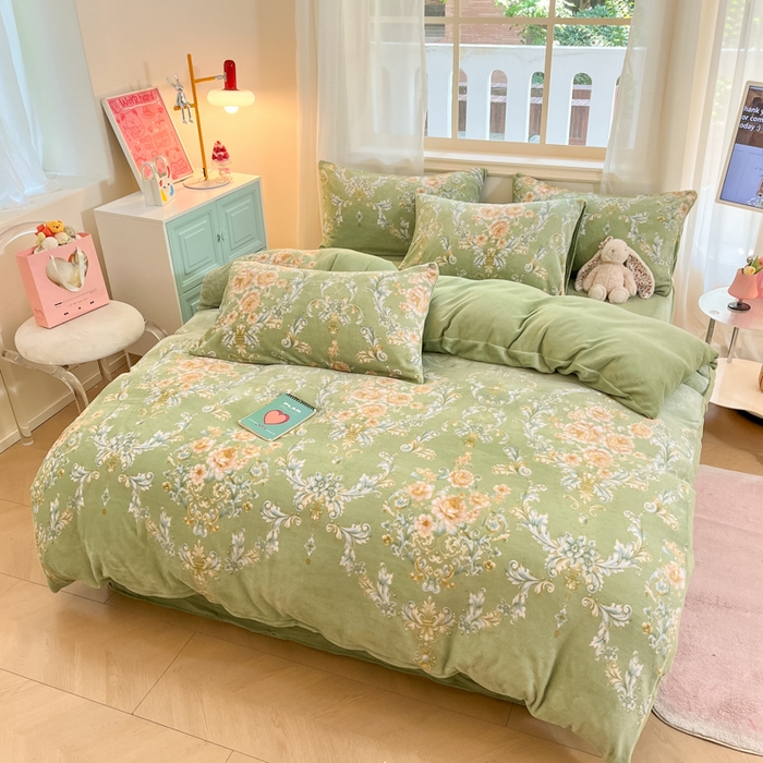 91家纺网 家纺一手货源 找家纺 席佬大 2025新款高克重印花牛奶绒系列四件套 国色芳华-绿