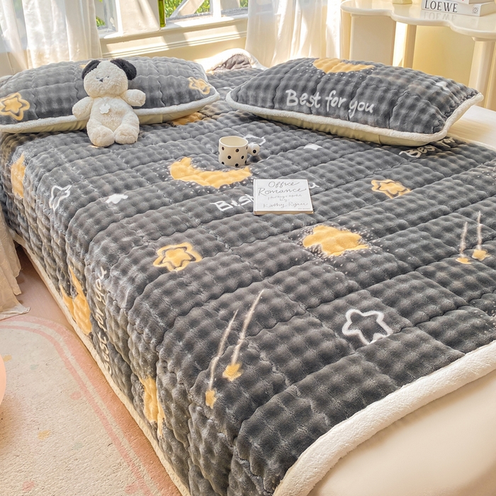 91家纺网 家纺一手货源 找家纺 （总）优品惠 2025新款兔毛绒泡泡牛奶绒床垫子夹棉床褥床盖床单加厚保暖