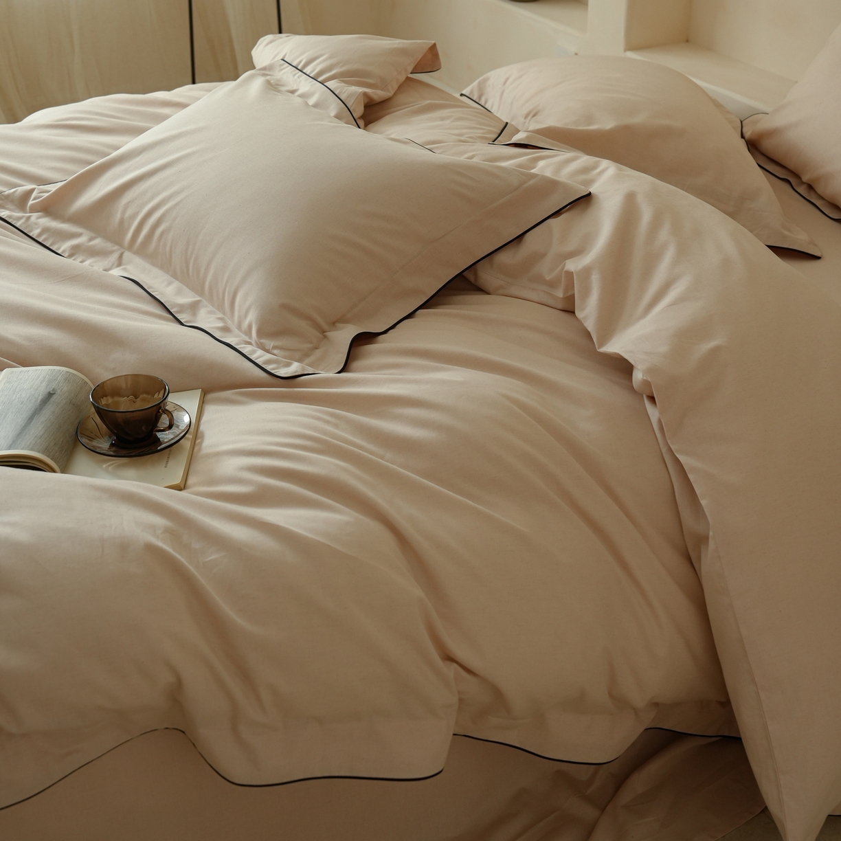 91家纺网 家纺一手货源 找家纺 简纯主义 2025新款棉麻素织雅韵系列四件套 青瓷粉