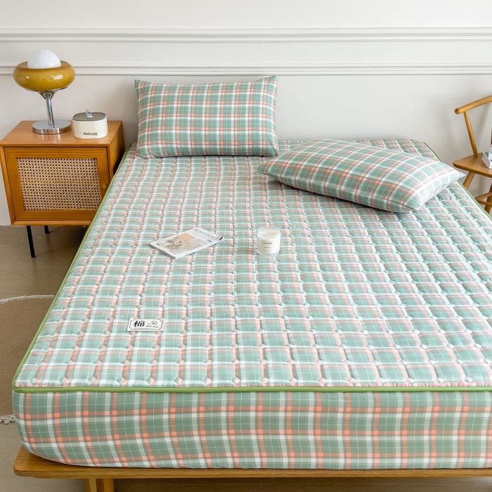 91家纺网 家纺一手货源 找家纺 蕾诺家纺 2025新款色织水洗棉棉花夹棉床笠保护套 橘绿条