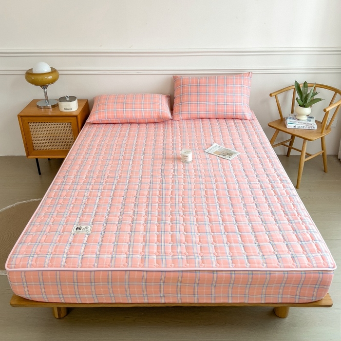 91家纺网 家纺一手货源 找家纺 蕾诺家纺 2025新款色织水洗棉棉花夹棉床笠保护套 威尼斯粉