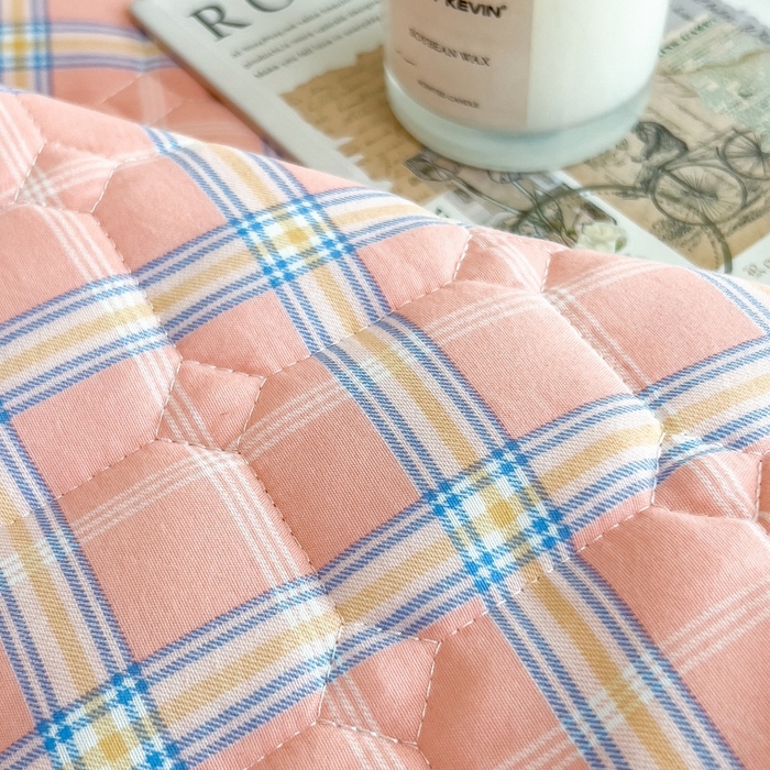 91家纺网 家纺一手货源 找家纺 蕾诺家纺 2025新款色织水洗棉棉花夹棉床笠保护套 威尼斯粉