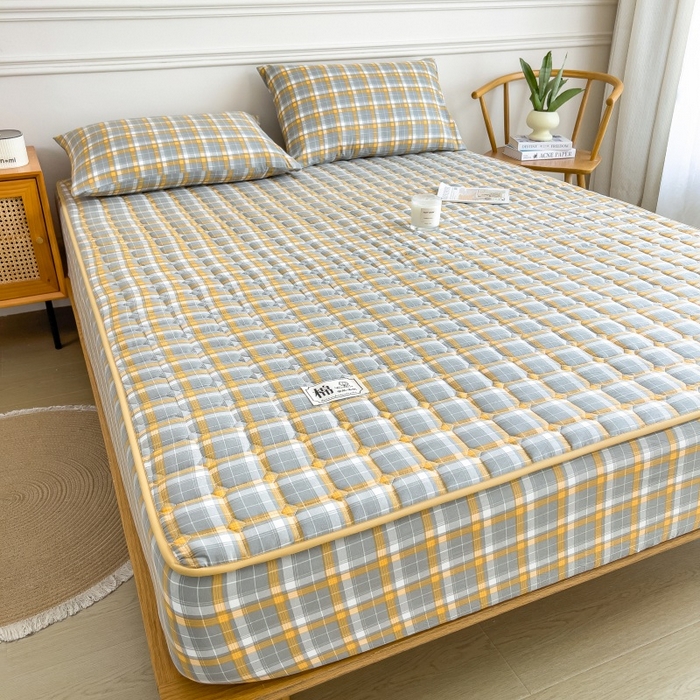 91家纺网 家纺一手货源 找家纺 蕾诺家纺 2025新款色织水洗棉棉花夹棉床笠保护套 心语-咖