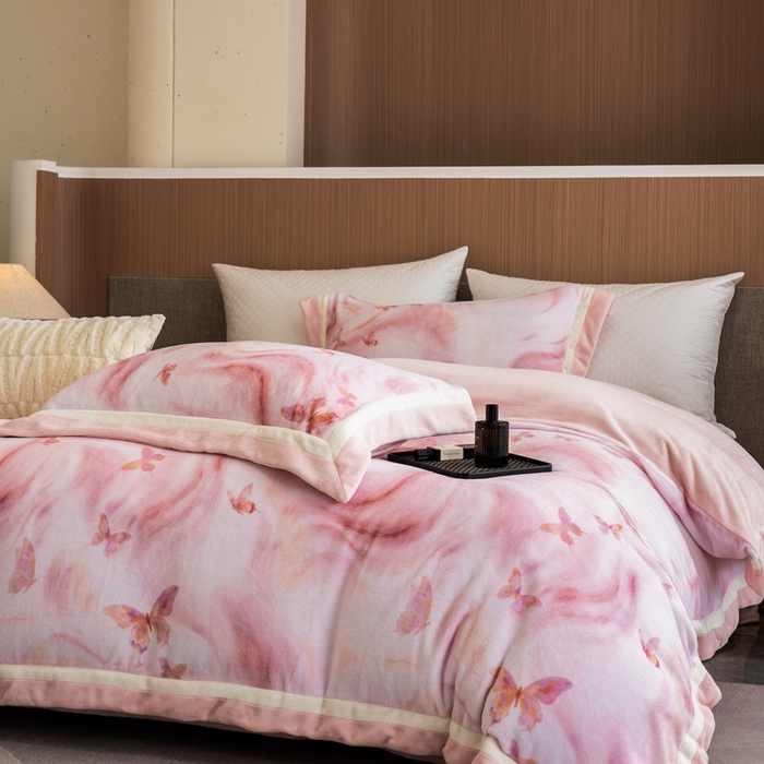 91家纺网 家纺一手货源 找家纺 （总）瑞雪家居 2025新款全消光数码印花牛奶绒系列四件套