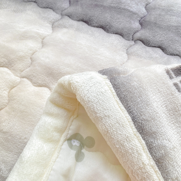 91家纺网 家纺一手货源 找家纺 优品惠 2025新款兔毛绒泡泡牛奶绒床垫子夹棉床褥床盖床单加厚保暖 时尚灰