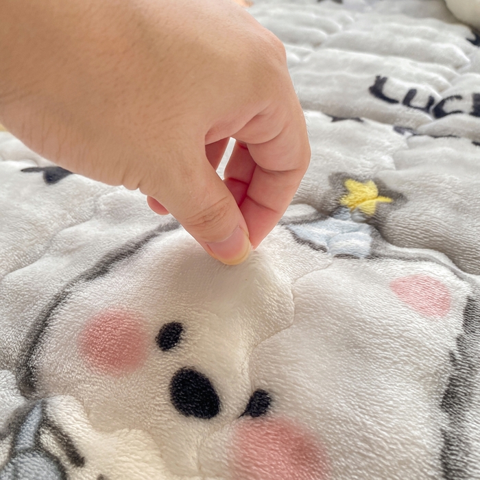 91家纺网 家纺一手货源 找家纺 优品惠 2025新款兔毛绒泡泡牛奶绒床垫子夹棉床褥床盖床单加厚保暖 西高地