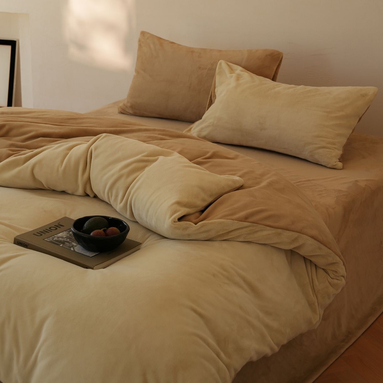 91家纺网 家纺一手货源 找家纺 （总）简纯主义 2025新款撞色牛奶绒那不勒斯系列四件套