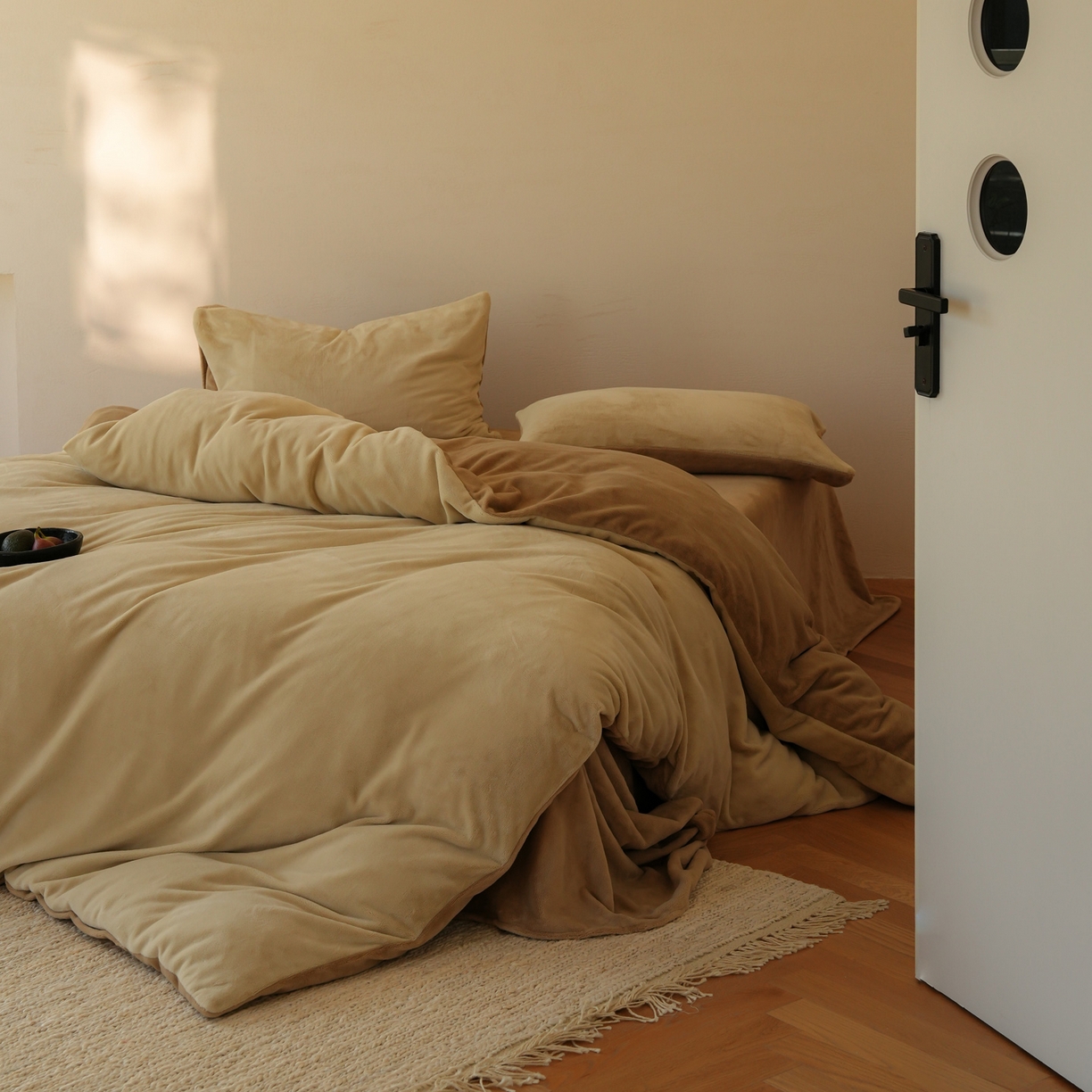 91家纺网 家纺一手货源 找家纺 （总）简纯主义 2025新款撞色牛奶绒那不勒斯系列四件套