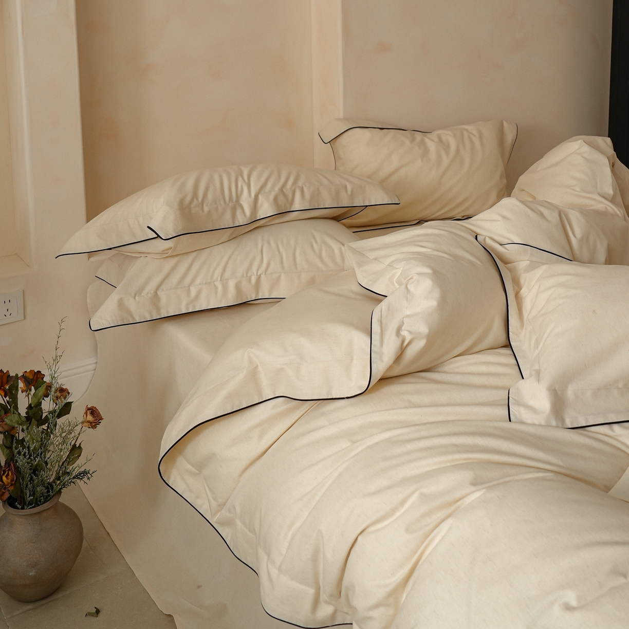 91家纺网 家纺一手货源 找家纺 简纯主义 2025新款棉麻素织雅韵系列四件套 松雾白