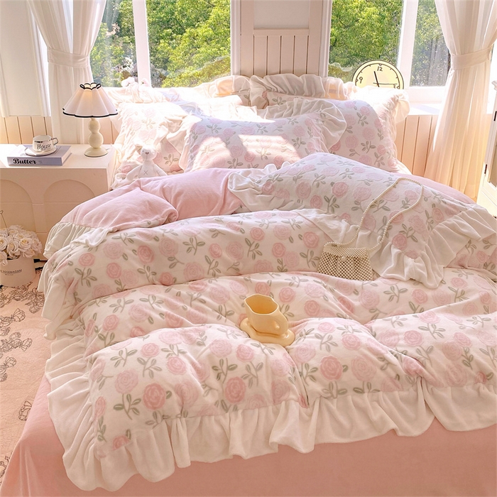 91家纺网 家纺一手货源 找家纺 （总）启程家纺 2025新款花边雕花牛奶绒四件套