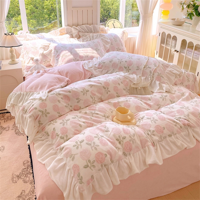 91家纺网 家纺一手货源 找家纺 （总）启程家纺 2025新款花边雕花牛奶绒四件套