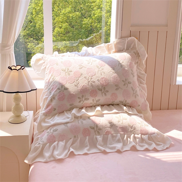 91家纺网 家纺一手货源 找家纺 （总）启程家纺 2025新款花边雕花牛奶绒四件套