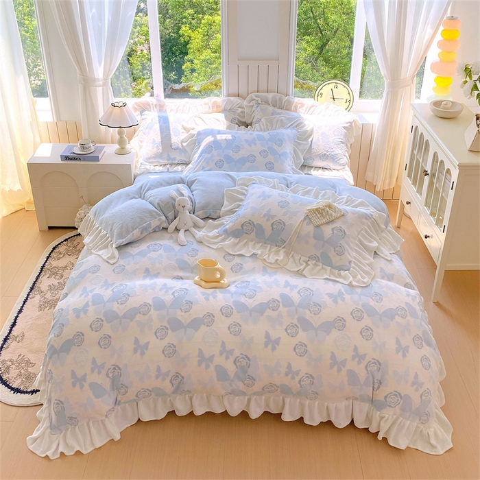 启程家纺 2025新款花边雕花牛奶绒四件套 蝶恋花-蓝-花边款