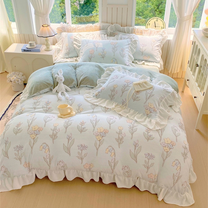 91家纺网 家纺一手货源 找家纺 启程家纺 2025新款花边雕花牛奶绒四件套 铃兰花-花边款